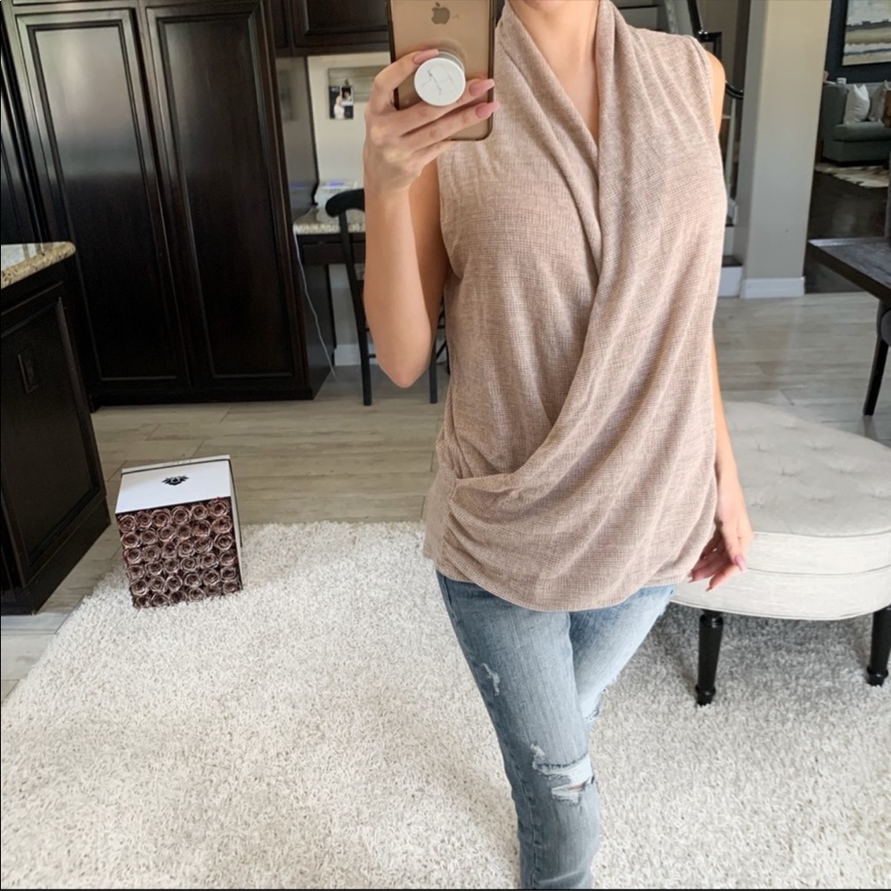 🆕 mysisterskloset